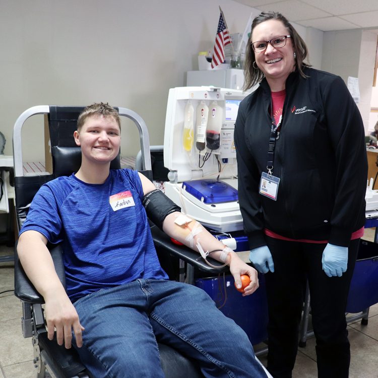 College students return home for spring break to lead community blood drive