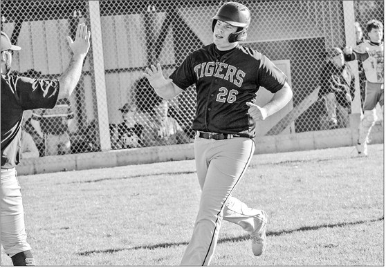 Stratford remains undefeated