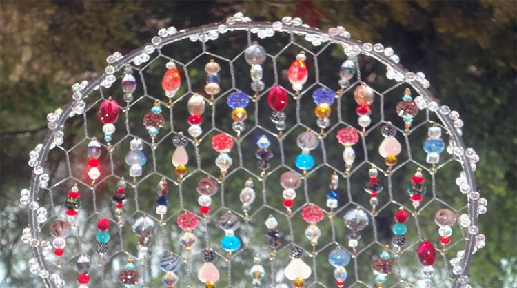 Community invited to free suncatcher workshop