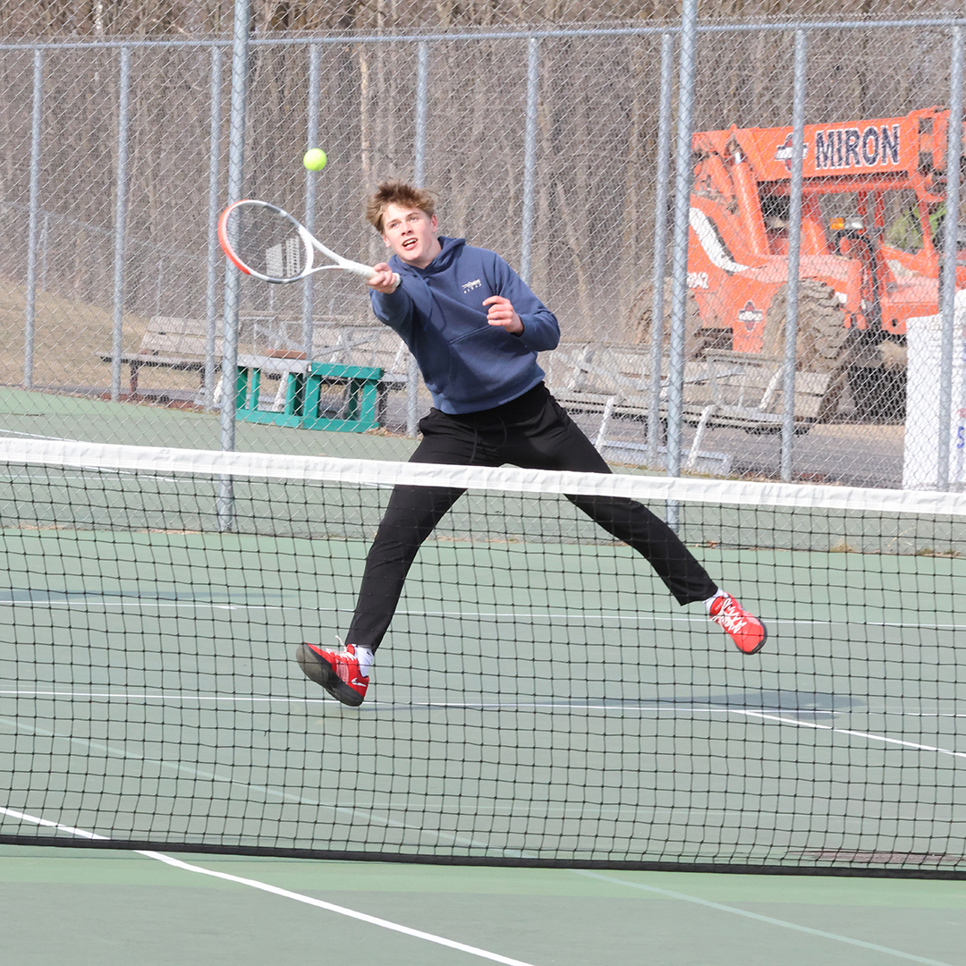 Deep, experienced tennis team excited to see what it can do