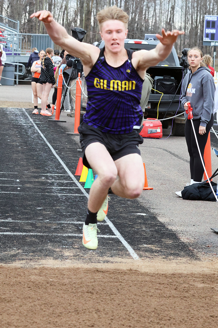 Winger, Keepers push boys to 5th; girls are 7th in home meet