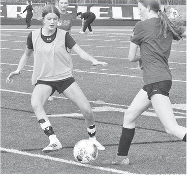 With 10 returning, girls soccer team’s hopes are high