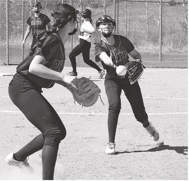 Just 10 deep, Gilman softball team still likes it chances