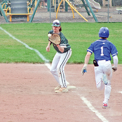 Wildcats gain walkoff win