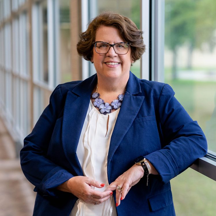 Dr. Jeannie Worden receives Eagle Management Award