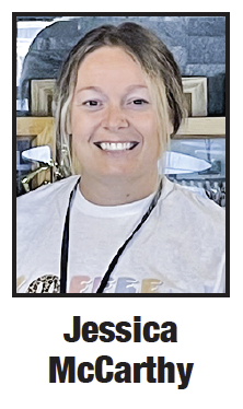 Terminated teacher gets to keep her state license