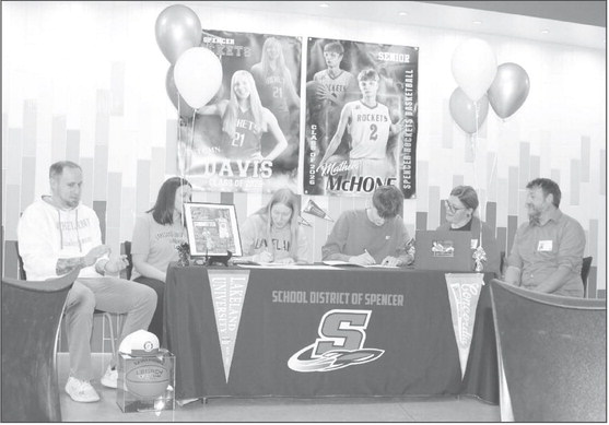 Spencer’s Davis and McHone make college basketball commitments