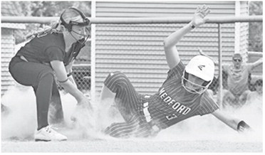 Raiders ease into softball tourney after good win over Chargers