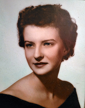 Linda Sue (Snidle) Young Linda Sue (Snidle) Young