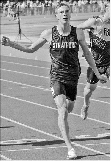 Zawislan breaks 400 state meet record