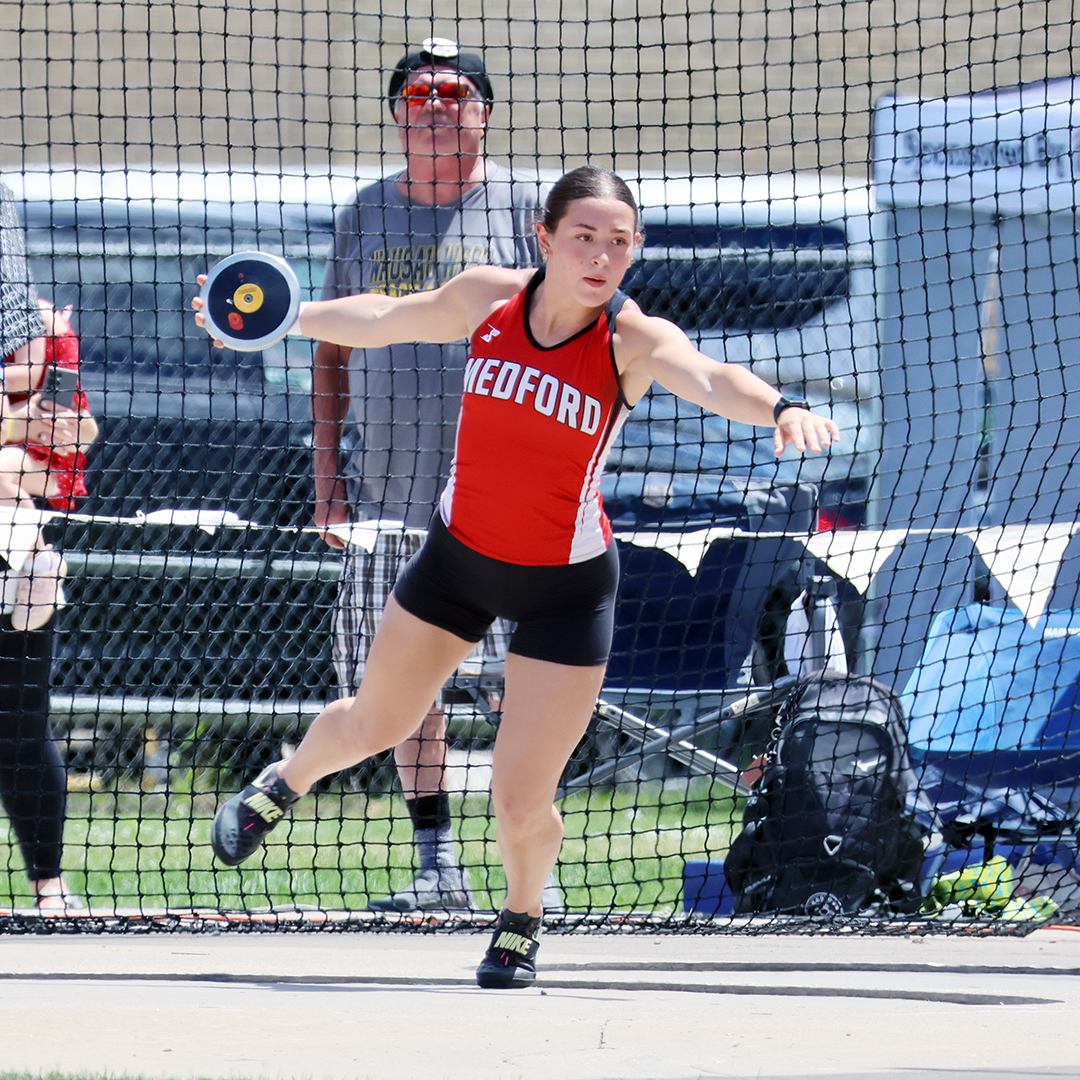 Shaky start, better finish as Stokes slides up to fourth in discus Shaky start, better finish as Stokes slides up to fourth in discus