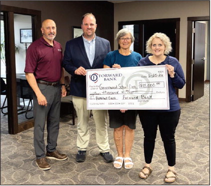 Forward Bank donates $15K for Greenwood pickleball court