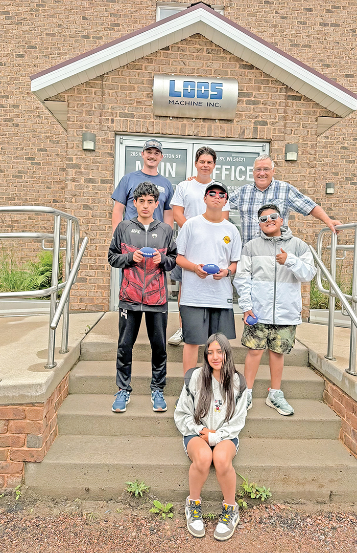 Ecuadorian students tour local manufacturers, ag stations
