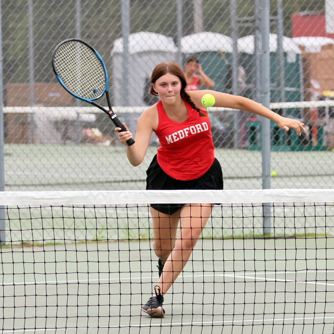 Doubles sweep carries Raiders at Rapids; 6-1 win starts GNC play