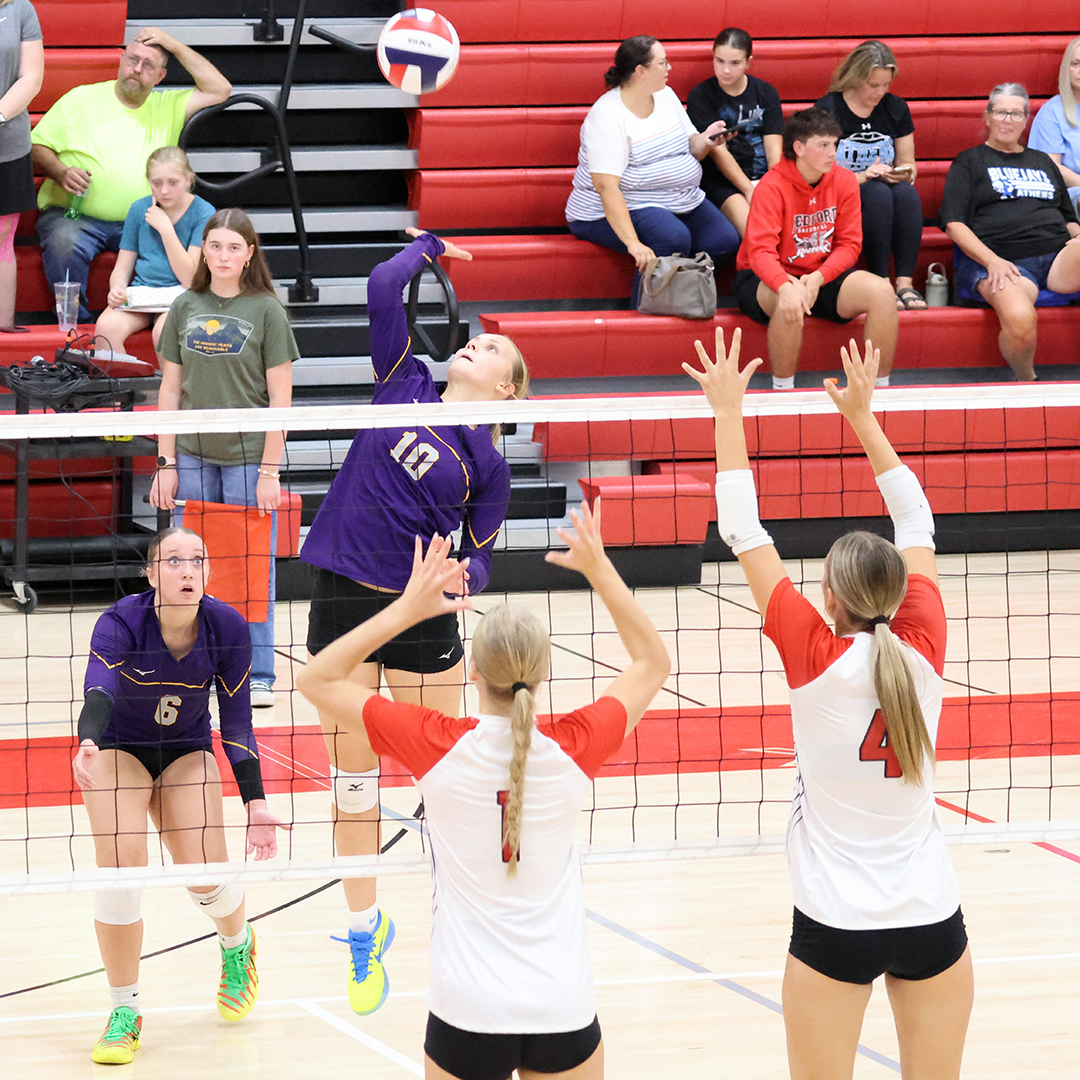 Raiders get better as day goes on, Pirates knock them off 2-1 Raiders get better as day goes on, Pirates knock them off 2-1