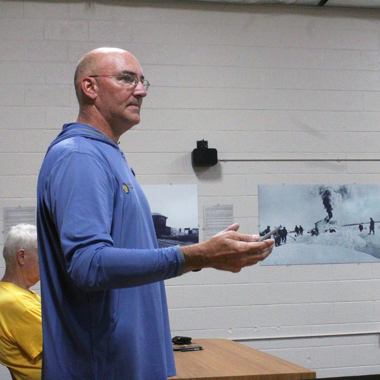 Appearance, navigation, cost factors in Rib Lake aquatic weed control