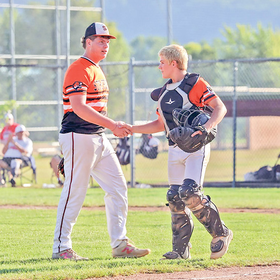 Stratford Legion 2-2 in state tourney