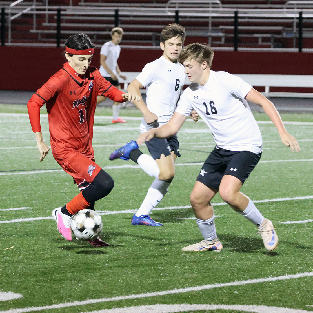 T-BIRDS GIVEN A SCARE Soccer team nearly pulls off a GNC stunner