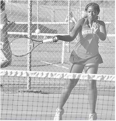 Tennis team nets two GNC wins after toughWest Invite
