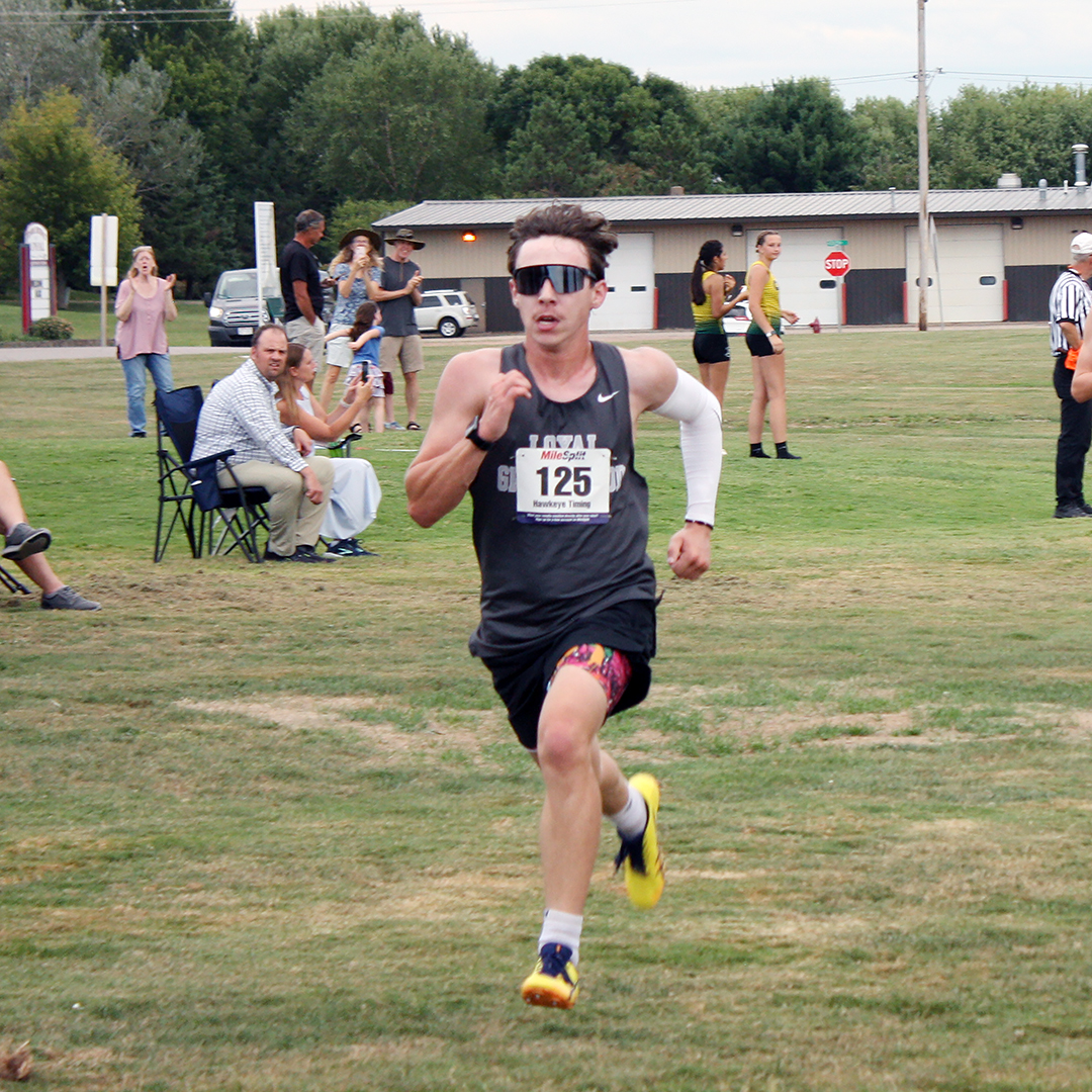 Three Loyal-Greenwood cross country runners make top 20 at Loyal