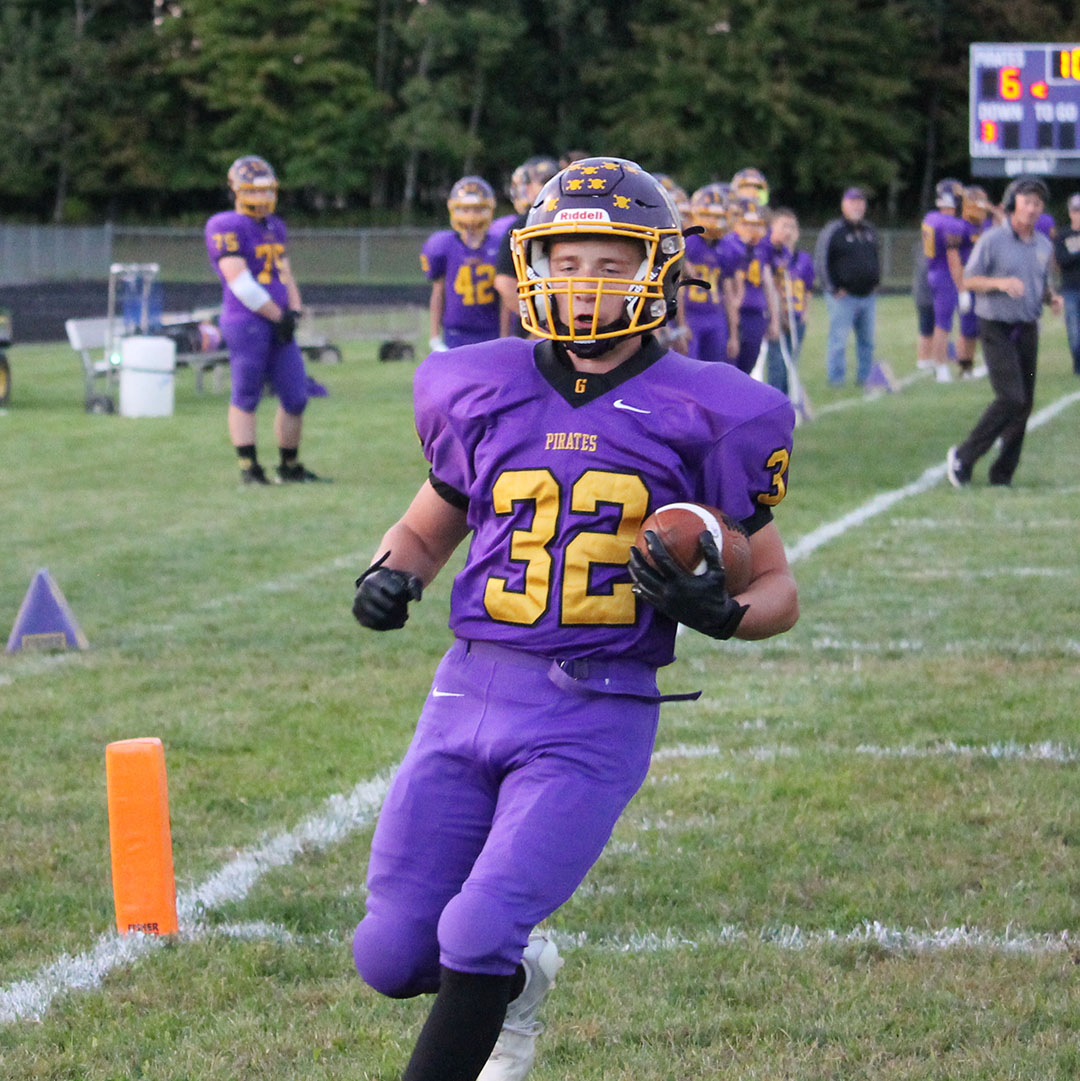 As expected, Pirates have no trouble with Cornell Chiefs