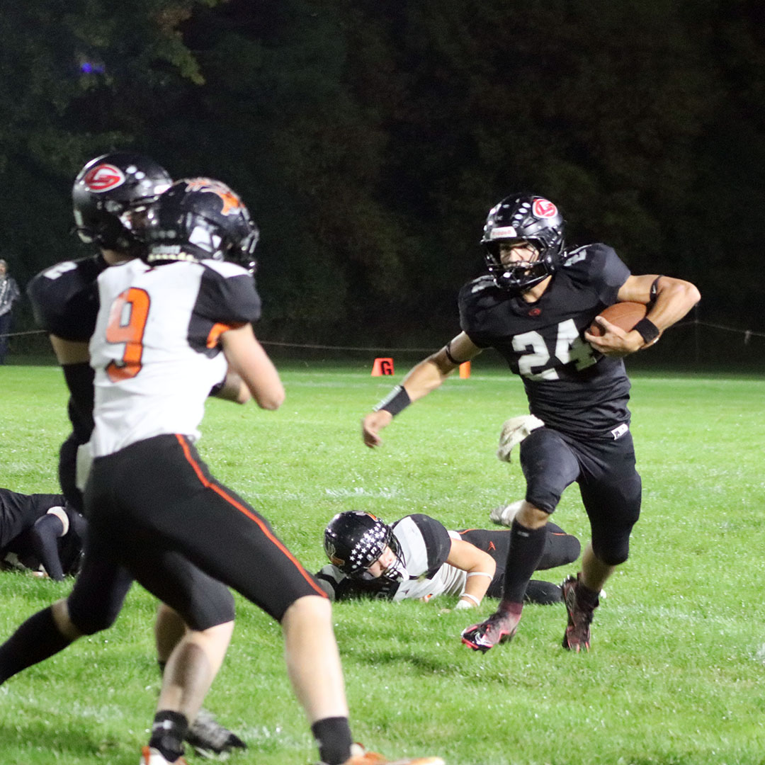 LG football suffers lopsided loss for homecoming
