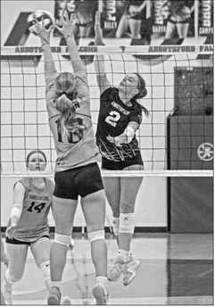 Falcons volleyball struggles to find early season footing