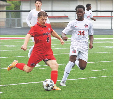 Offense is on the board, but Raiders winless in first four games