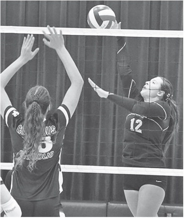 Pirates drop two tough matches, finish second in Gilman Invite