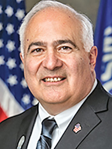 Spiros faces challenge from Wuethrich